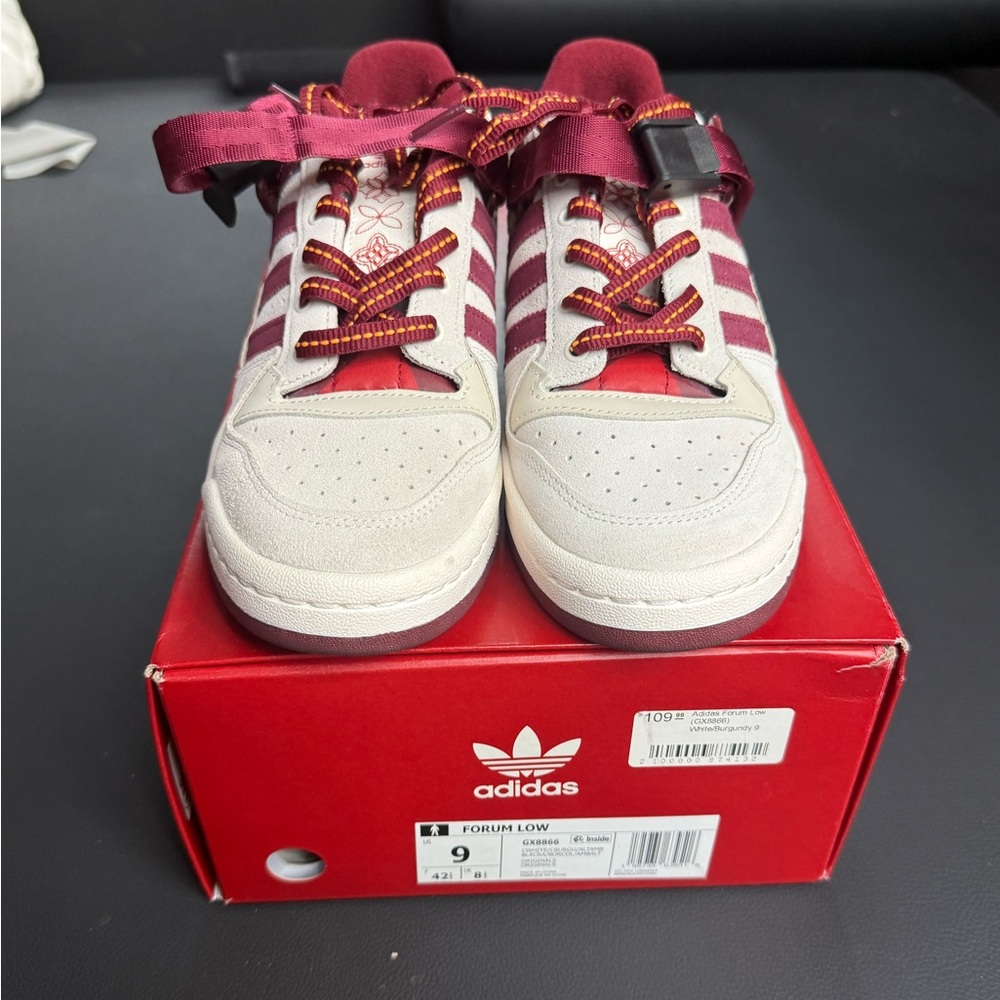Adidas Forum